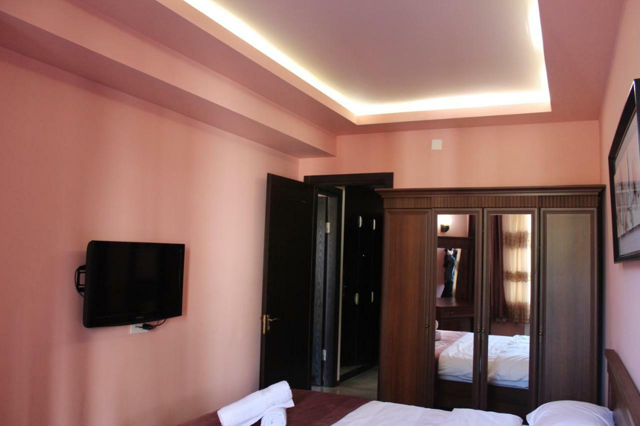 Batumi Apartment In Front Of Sheraton Εξωτερικό φωτογραφία
