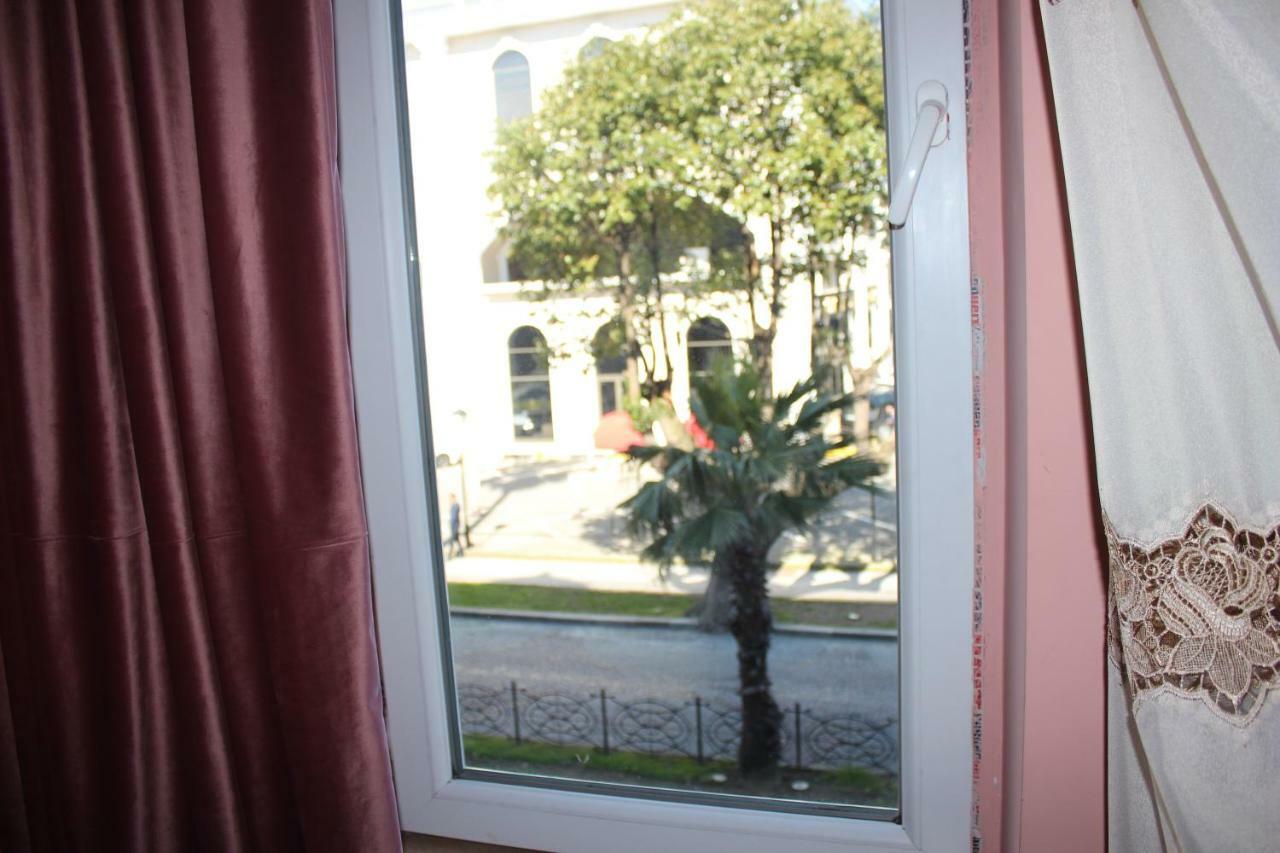 Batumi Apartment In Front Of Sheraton Εξωτερικό φωτογραφία