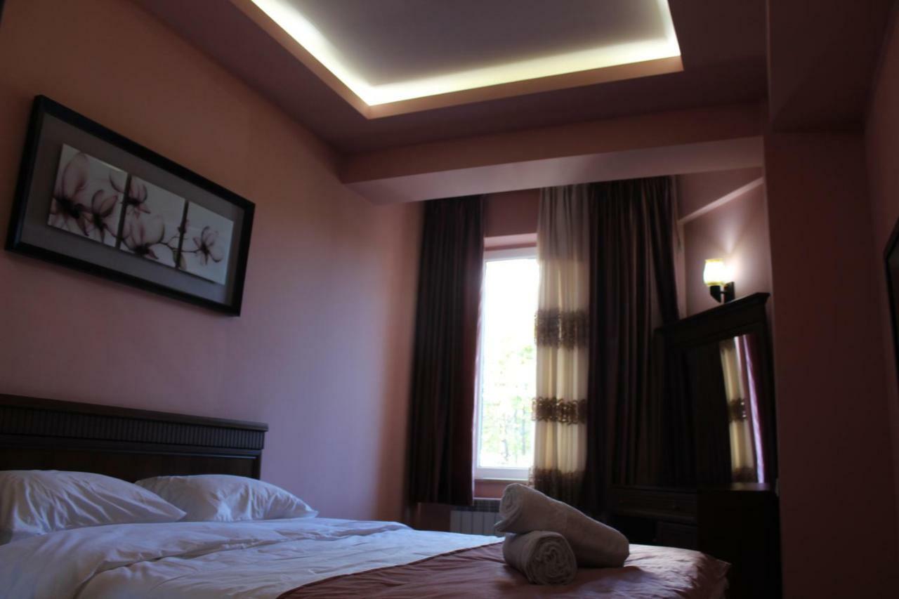 Batumi Apartment In Front Of Sheraton Εξωτερικό φωτογραφία